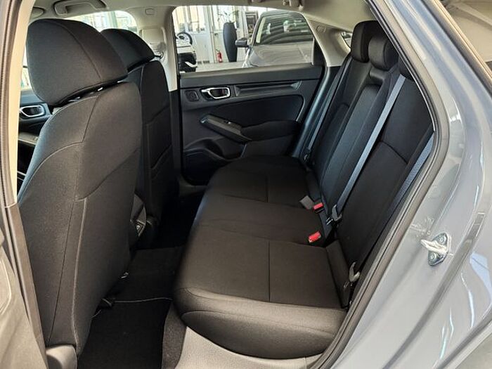 Honda Civic Lim. 5-trg. e:HEV Elegance, Navi