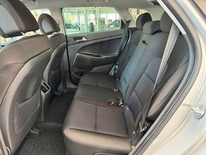 Hyundai Tucson Intro Edition 4WD, Navi