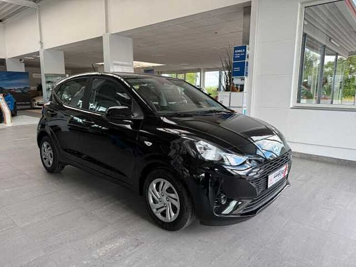 Hyundai i10 , 1.2 Navi, Rückfahrkamera