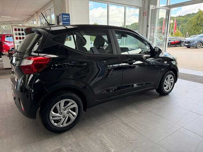 Hyundai i10 , 1.2 Navi, Rückfahrkamera