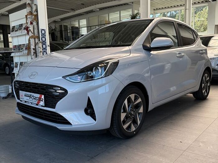 Hyundai i10 63PS, Autom., Navi, Rückfahrkamera