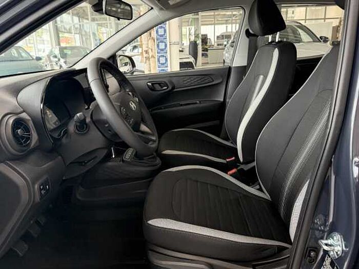 Hyundai i10 1.2, Navi, Rückfahrkamera