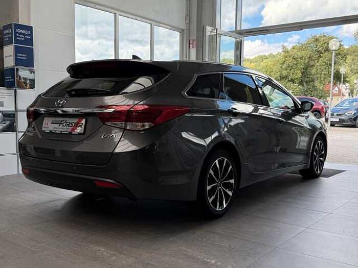 Hyundai i40 cw blue Space, Navi