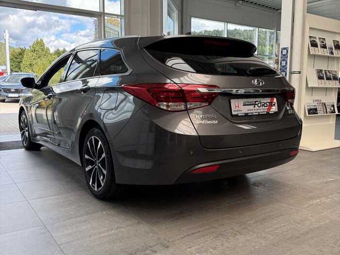 Hyundai i40 cw blue Space, Navi