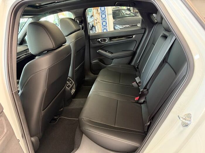 Honda Civic Lim. 5-trg. e:HEV Advance, MJ 2026, Navi