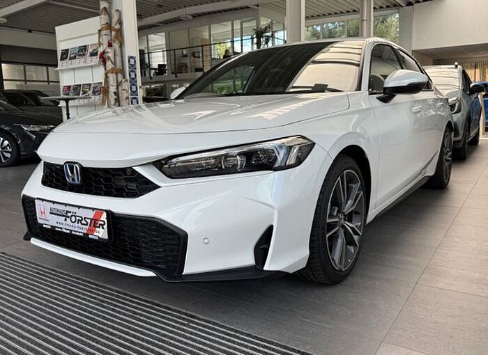 Honda Civic Lim. 5-trg. e:HEV Advance, MJ 2026, Navi