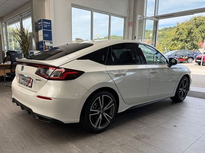 Honda Civic Lim. 5-trg. e:HEV Advance, MJ 2026, Navi