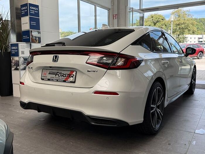 Honda Civic Lim. 5-trg. e:HEV Advance, MJ 2026, Navi