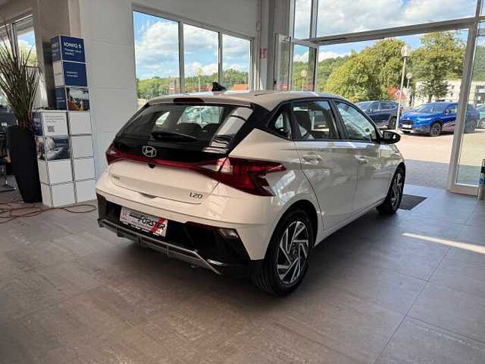 Hyundai i20 1.0 T 74kW Comfort /Navi/ Sitz-Lenkradheiz.