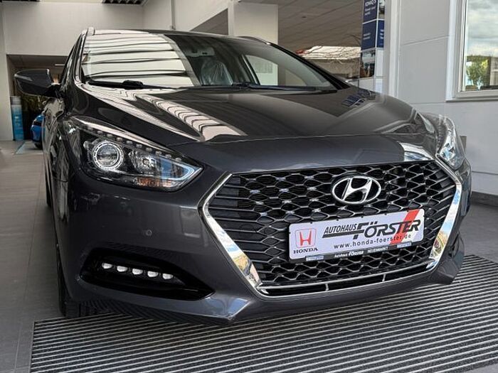 Hyundai i40 cw blue Space, Navi