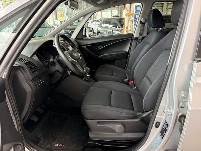 Hyundai ix20 1.4 Passion Blue